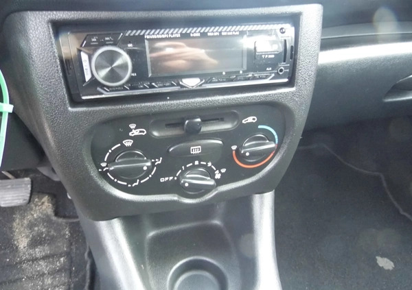 Peugeot 206 plus cena 6300 przebieg: 96000, rok produkcji 2011 z Kielce małe 172